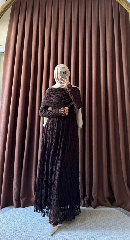 فستان دانتيل