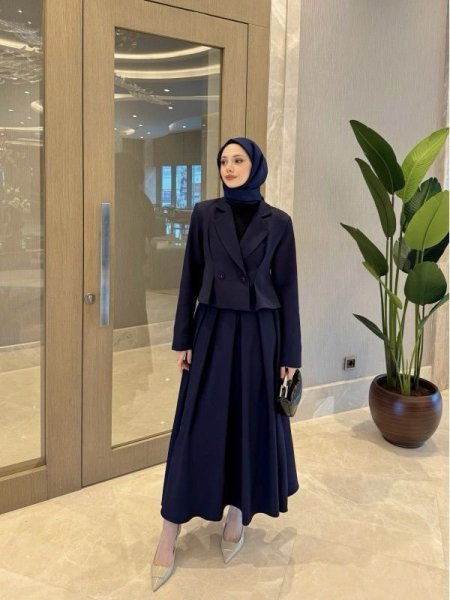 طقم تنورة